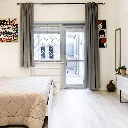 Level House Apartment