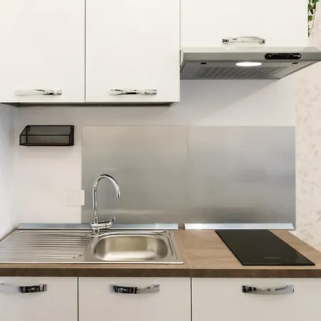Level House *